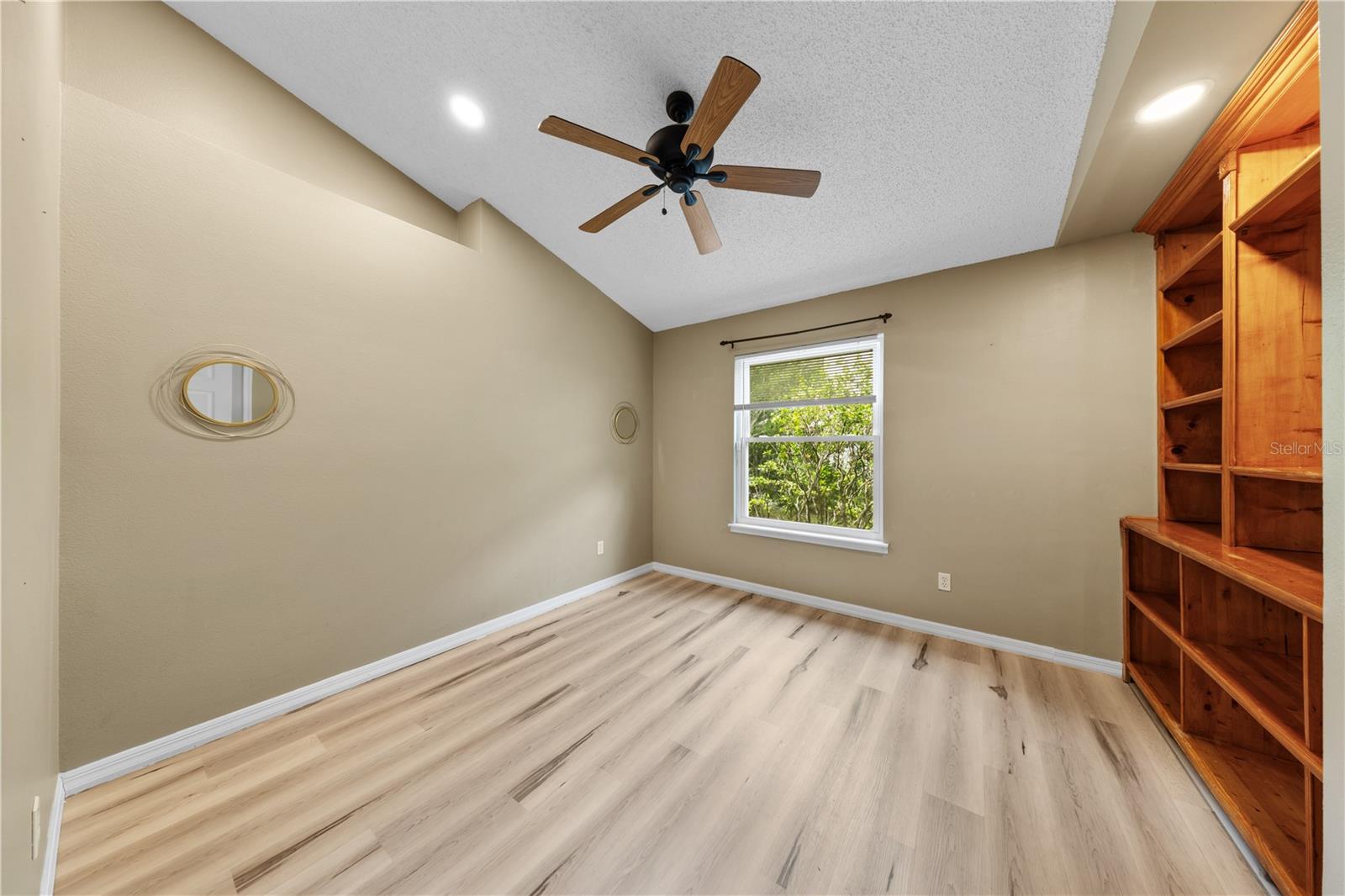 CARRINGTON PARK - Residential