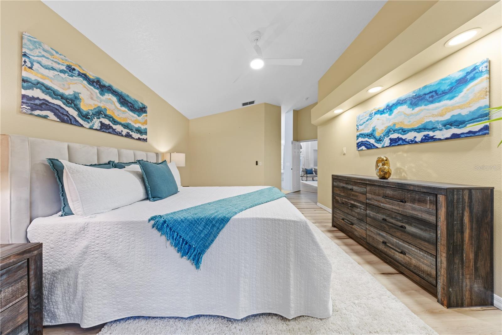 CARRINGTON PARK - Residential