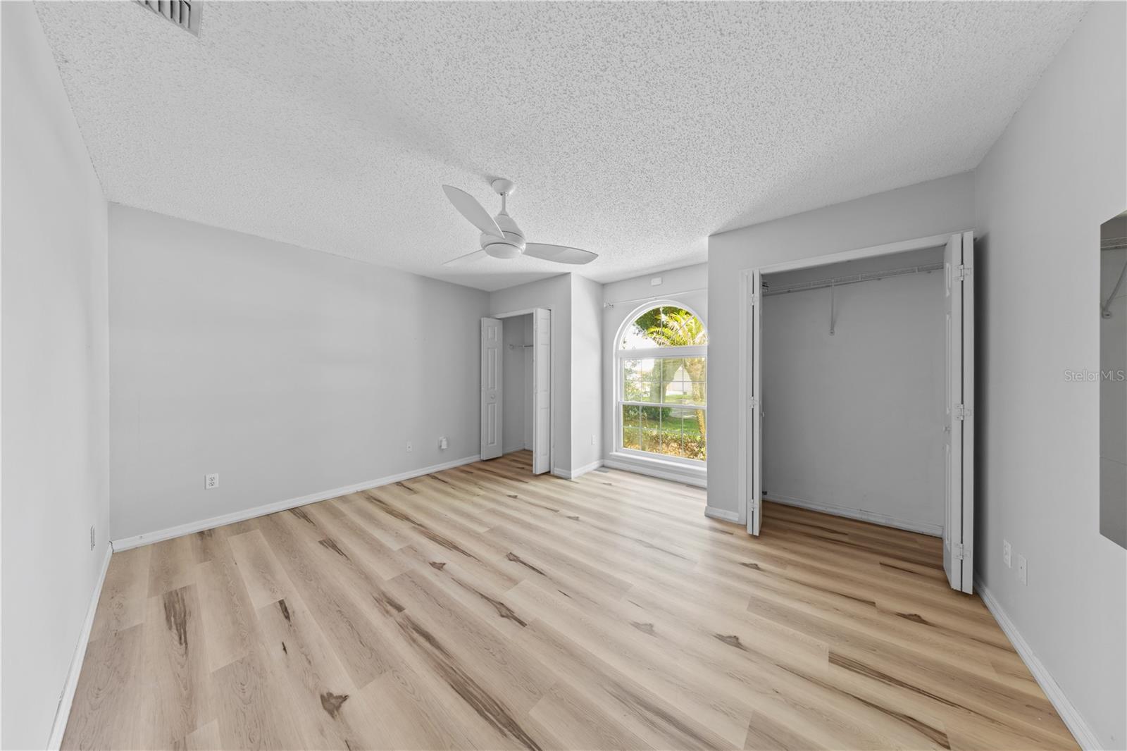 CARRINGTON PARK - Residential