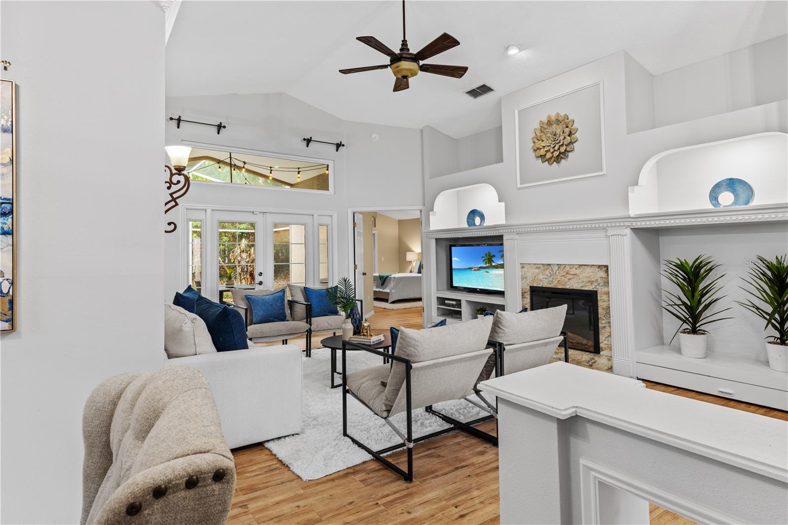 CARRINGTON PARK - Residential