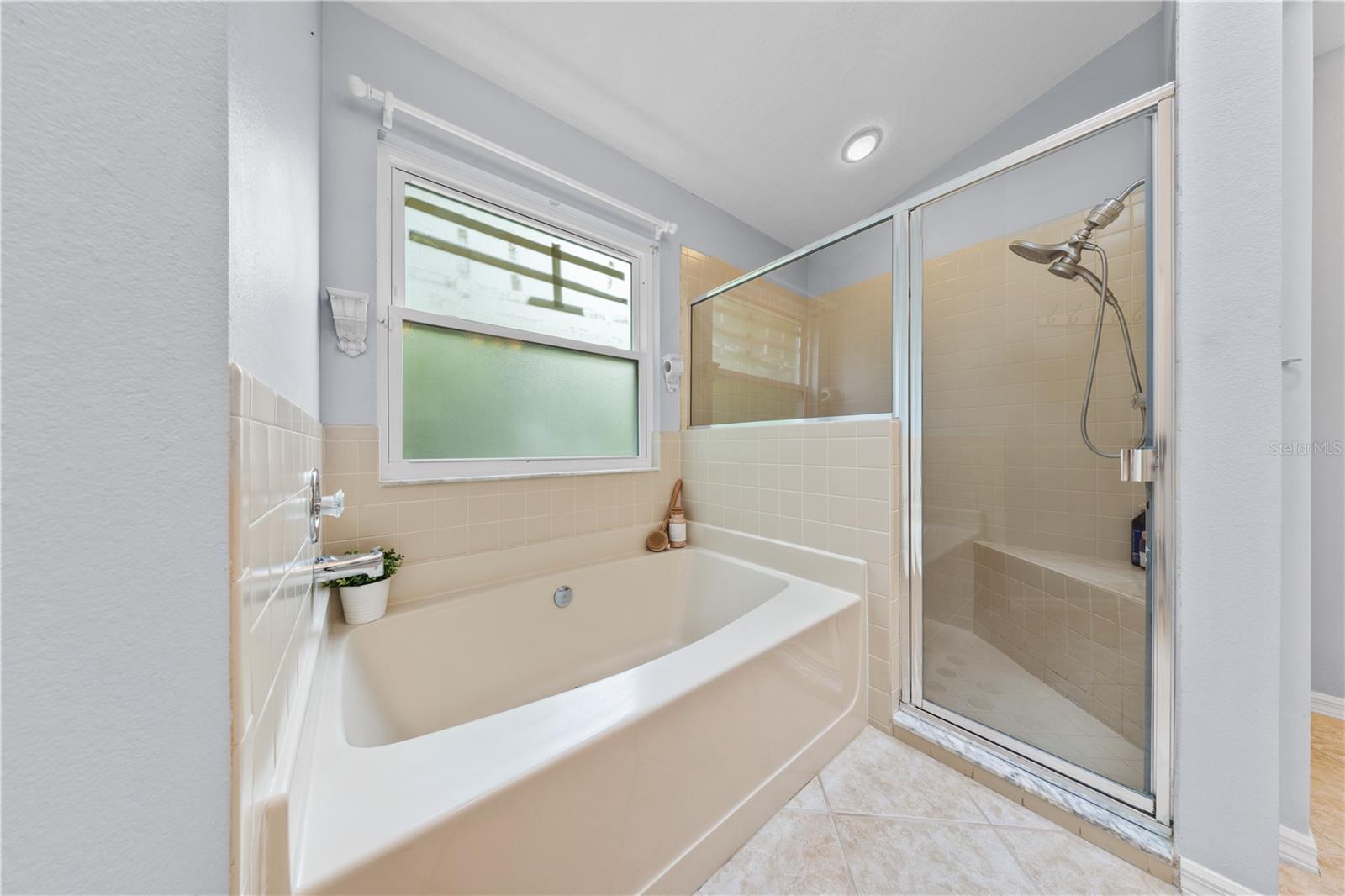 CARRINGTON PARK - Residential