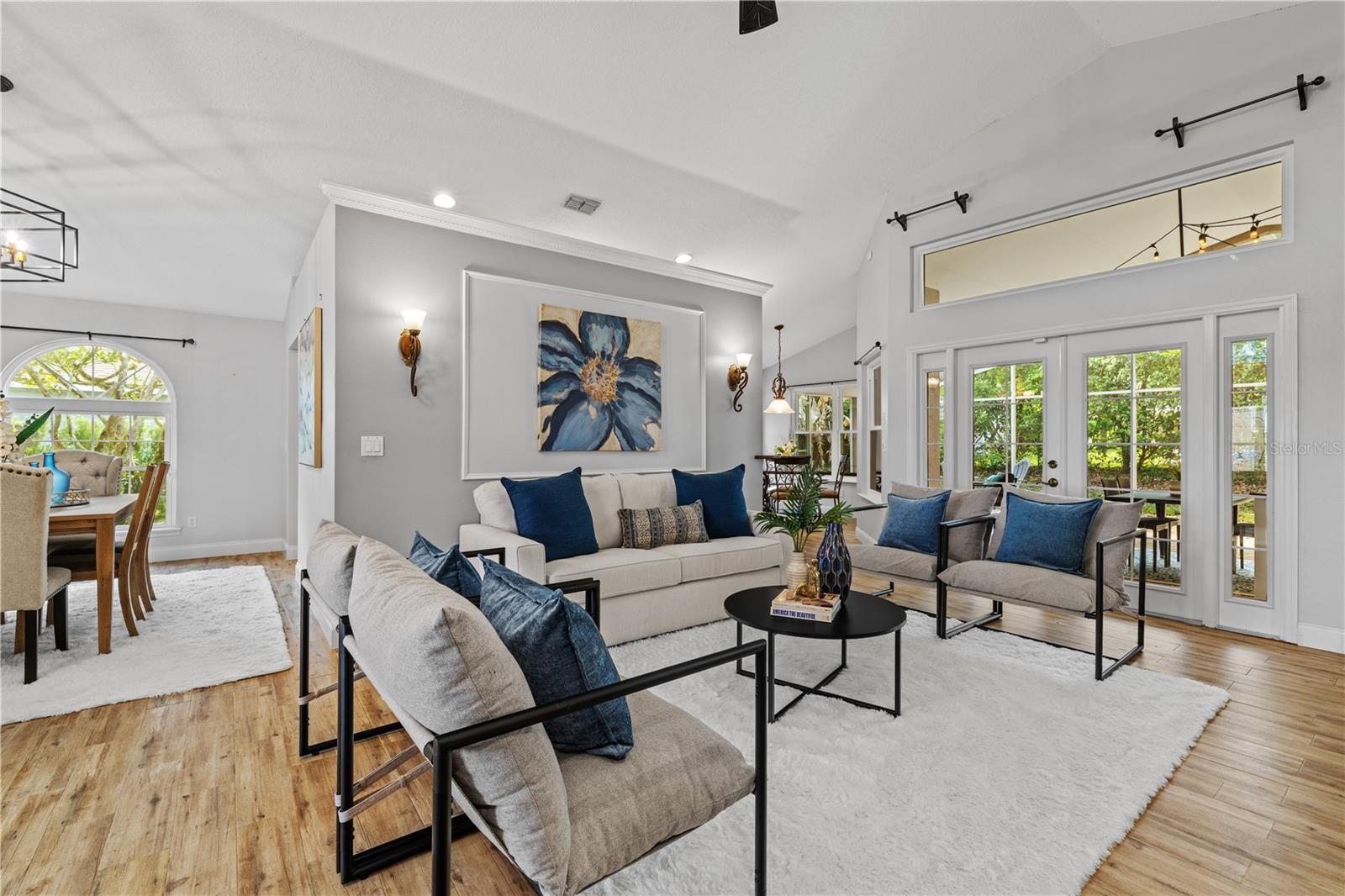 CARRINGTON PARK - Residential