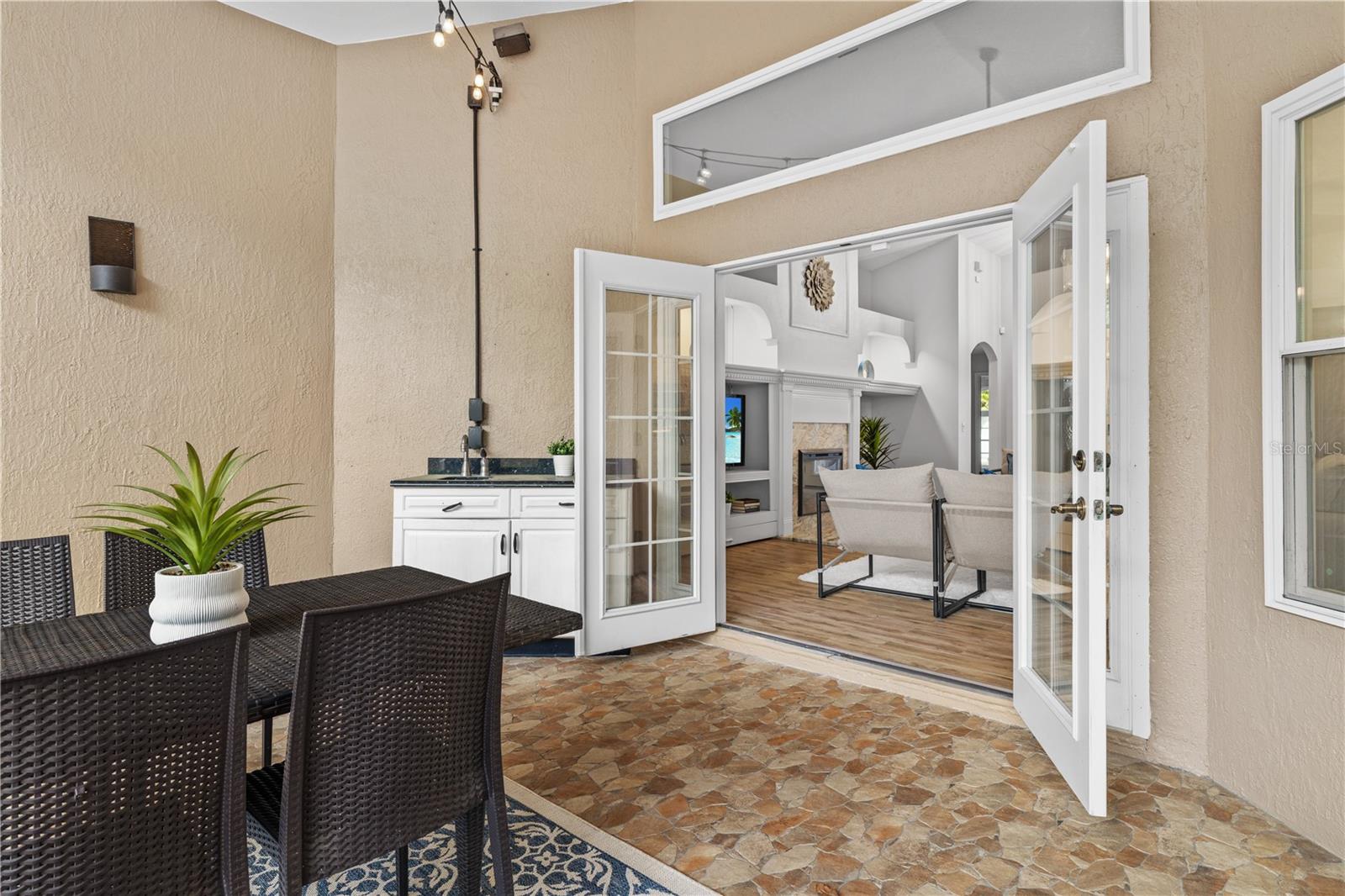 CARRINGTON PARK - Residential