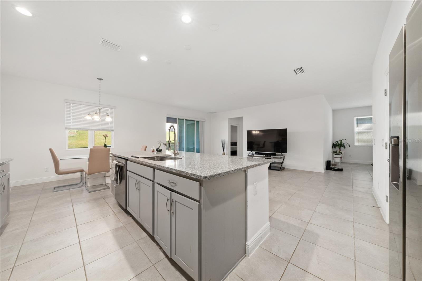 TRINITY LAKES PH 3 - Residential