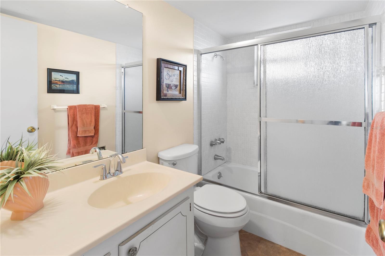 IRONWOOD FOURTH - Residential
