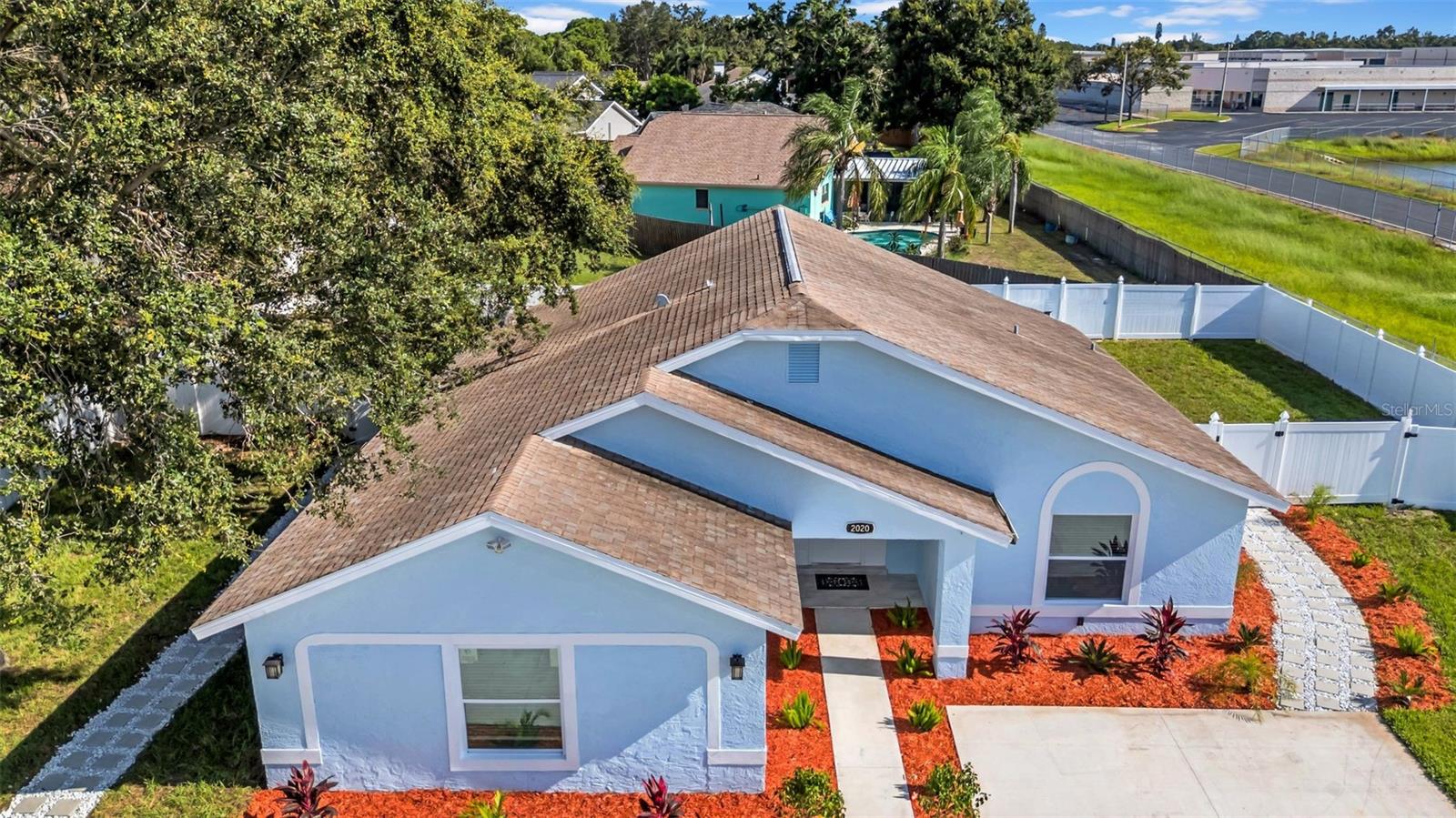 ARLINGTON PARK - Residential