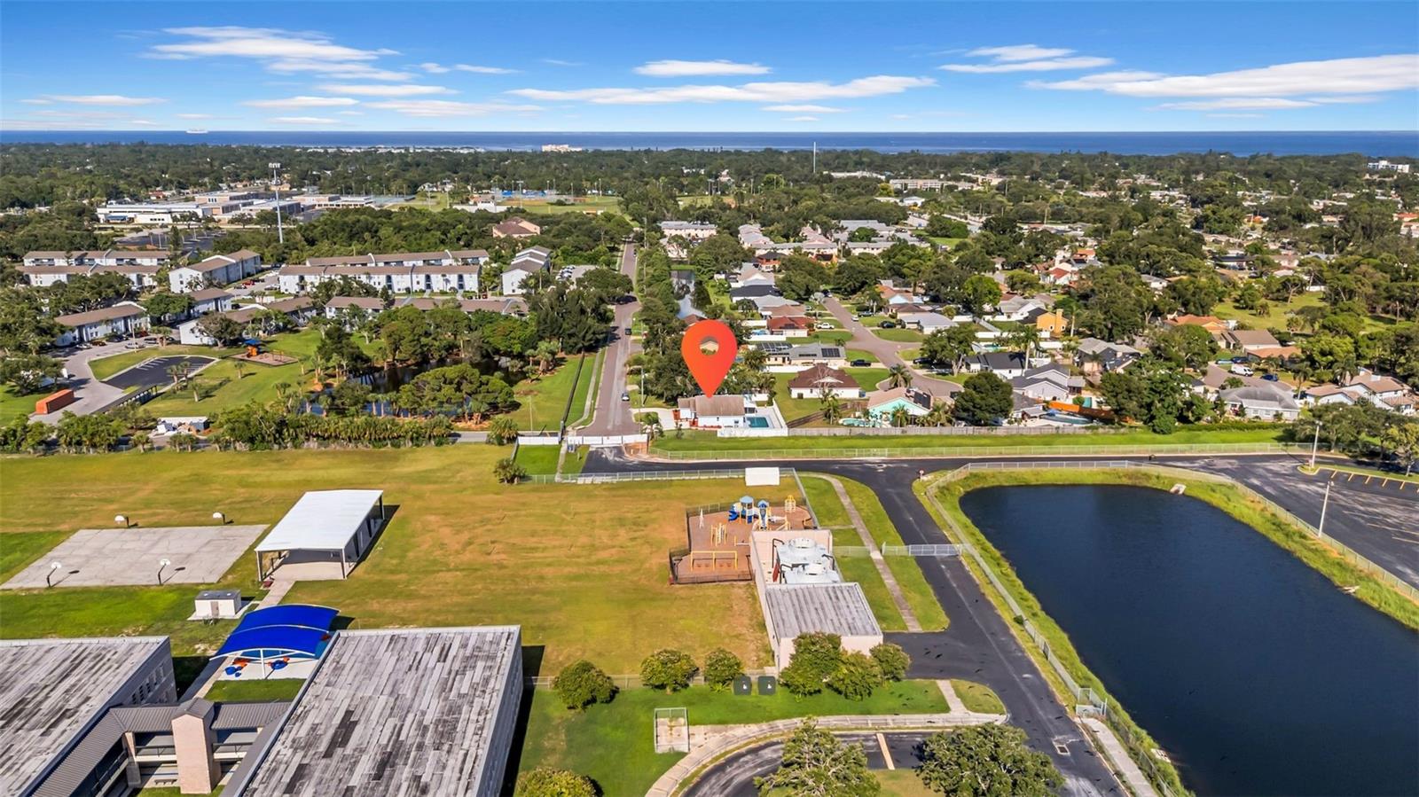 ARLINGTON PARK - Residential