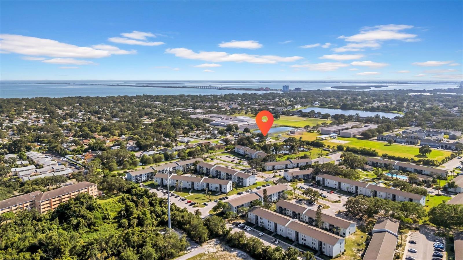 ARLINGTON PARK - Residential
