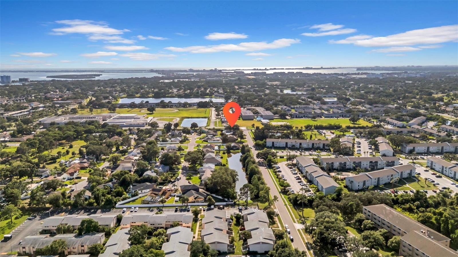 ARLINGTON PARK - Residential