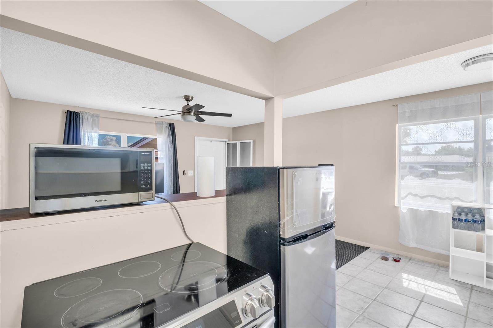 HILL CREST VILLAS - Residential