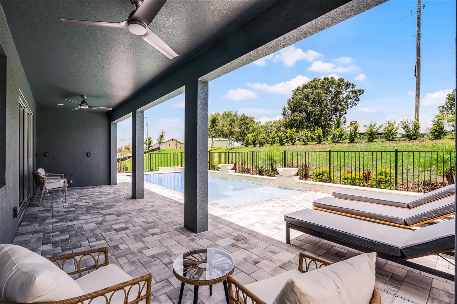 855 EMERALD GROVE DRIVE