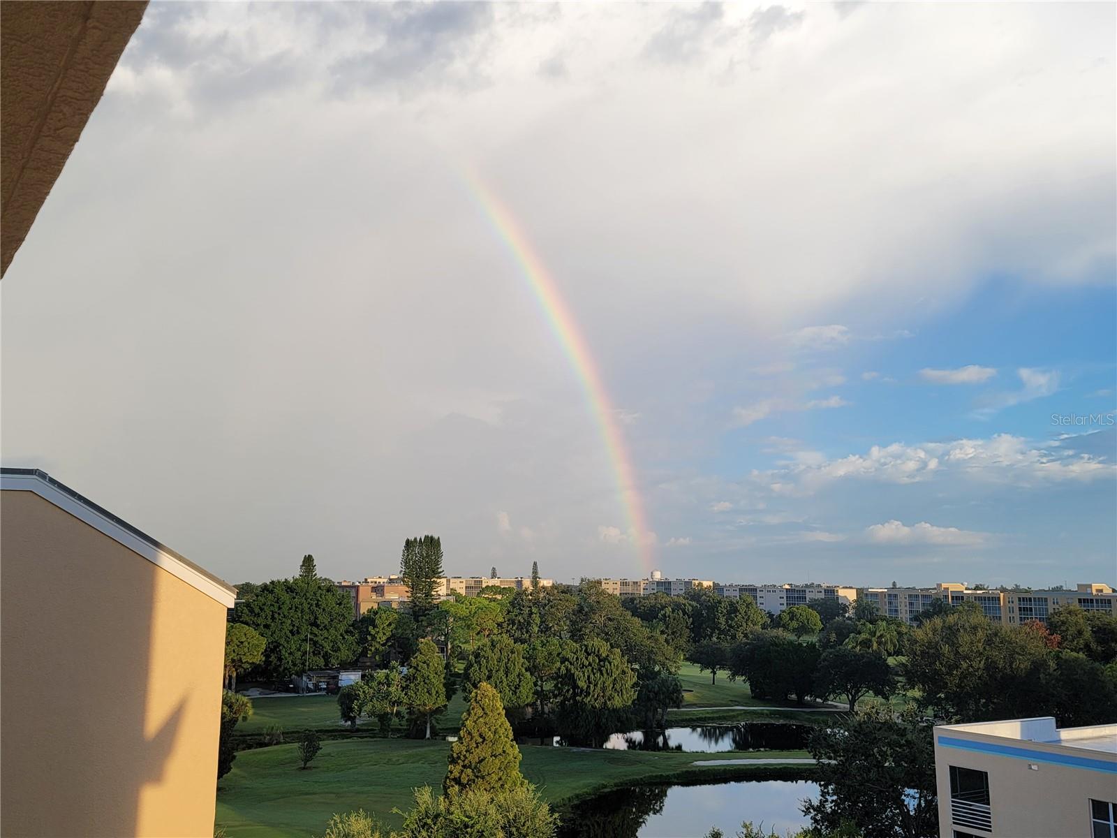 THE FAIRWAYS AT PINEBROOK PH II - Residential Lease