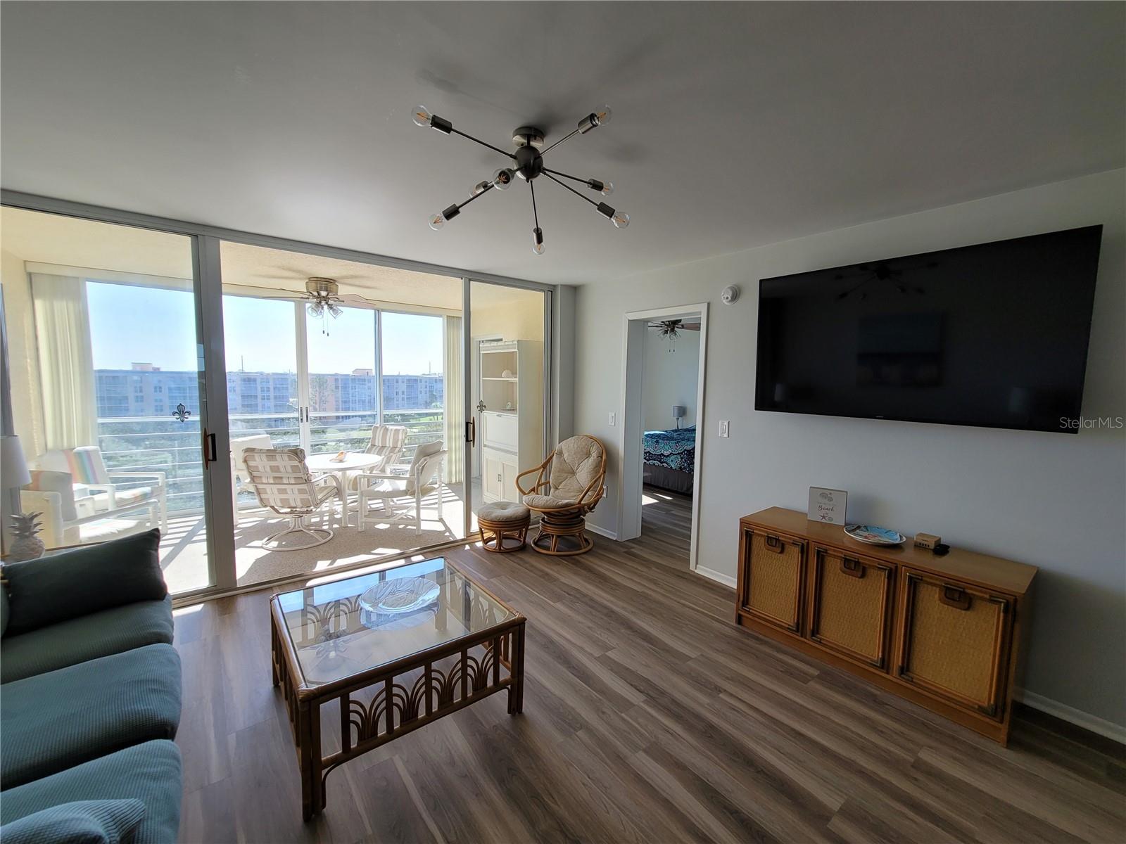 THE FAIRWAYS AT PINEBROOK PH II - Residential Lease