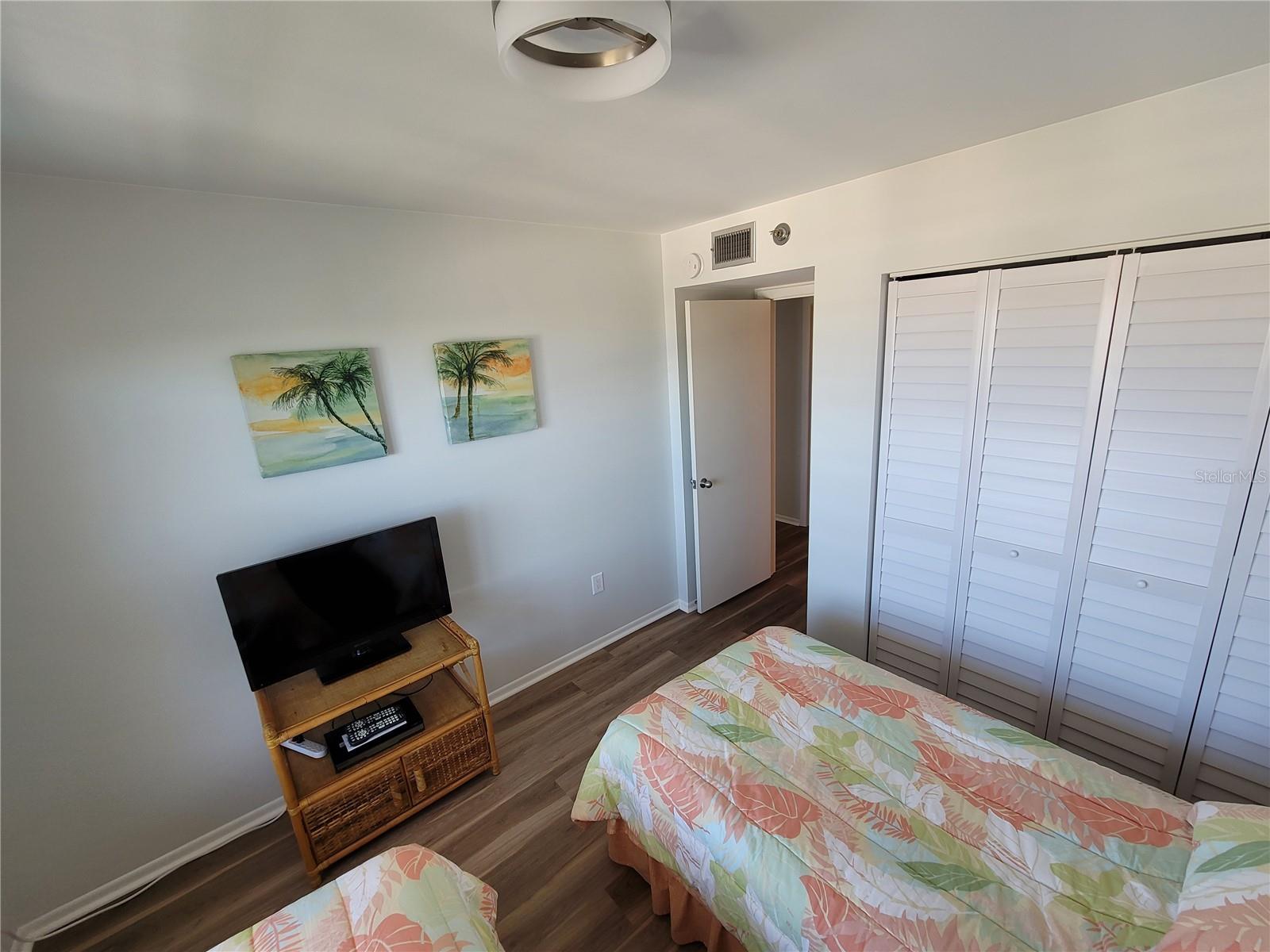 THE FAIRWAYS AT PINEBROOK PH II - Residential Lease