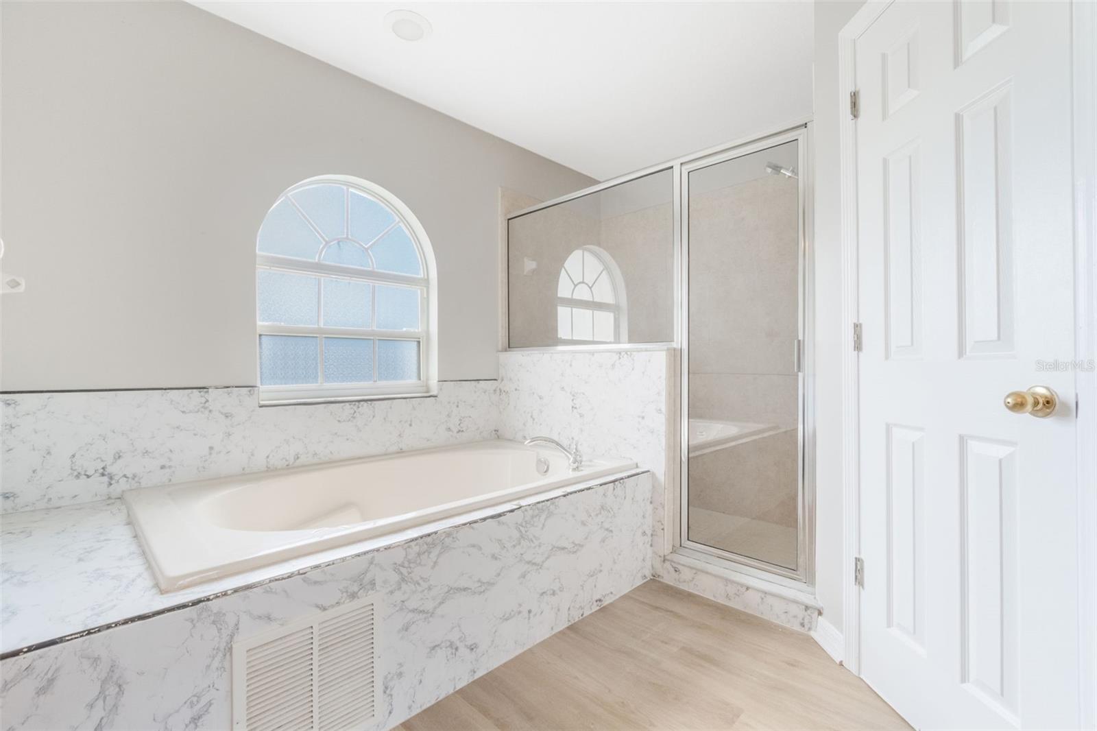 CREPE MYRTLE COVE CRESCENT LAKES - Residential