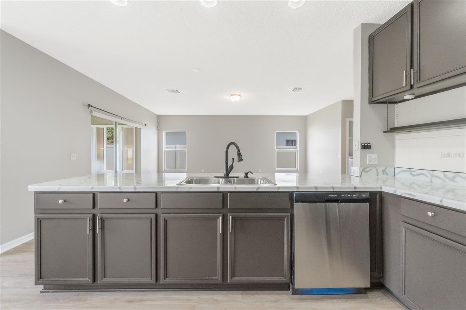 CREPE MYRTLE COVE CRESCENT LAKES - Residential