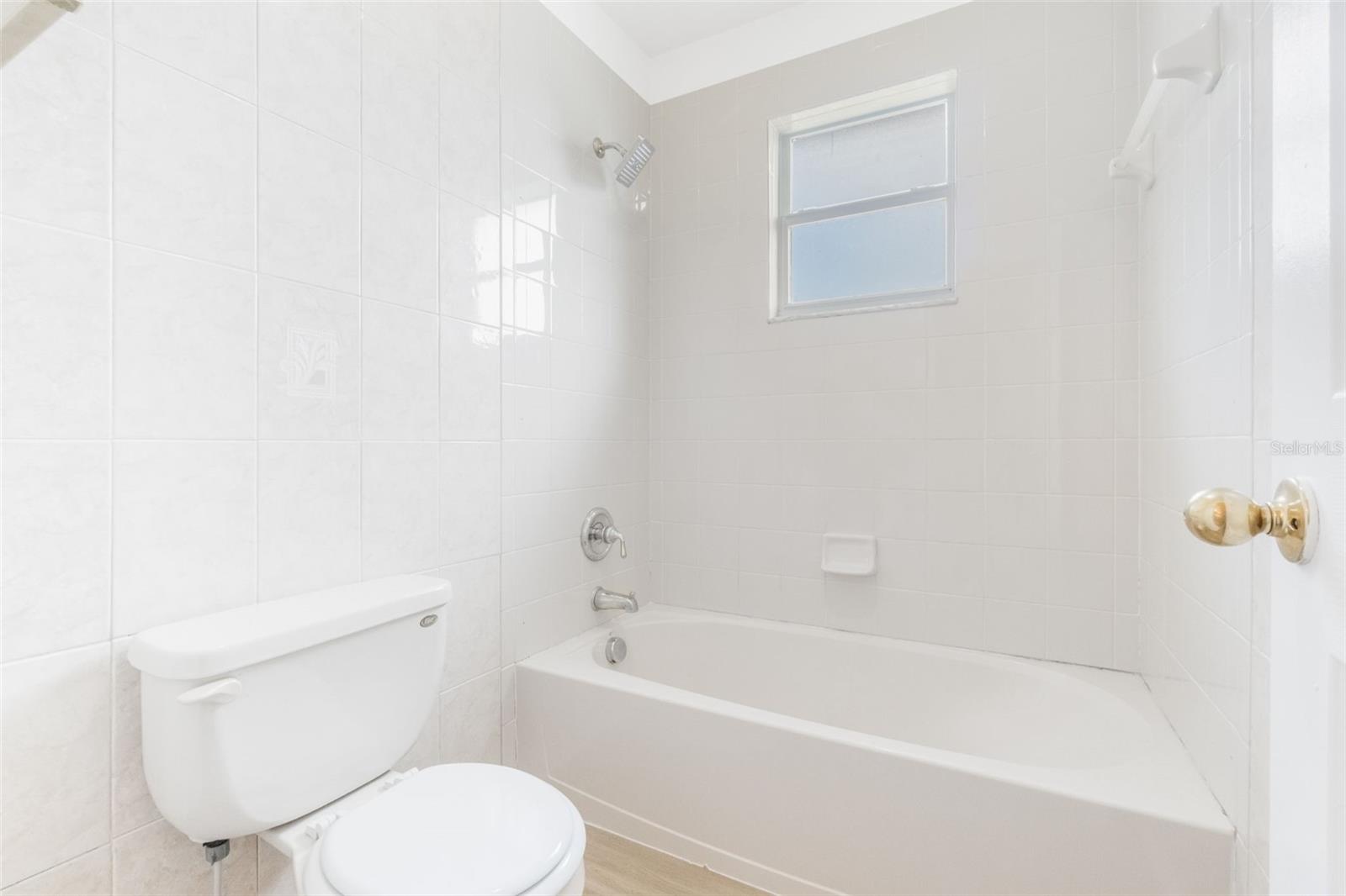 CREPE MYRTLE COVE CRESCENT LAKES - Residential