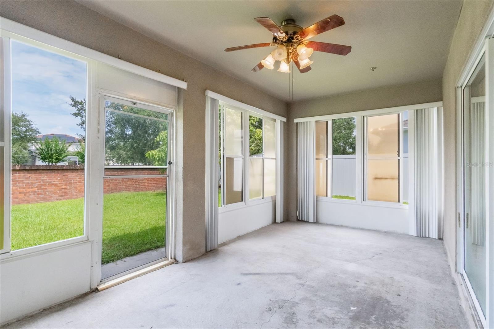 CREPE MYRTLE COVE CRESCENT LAKES - Residential