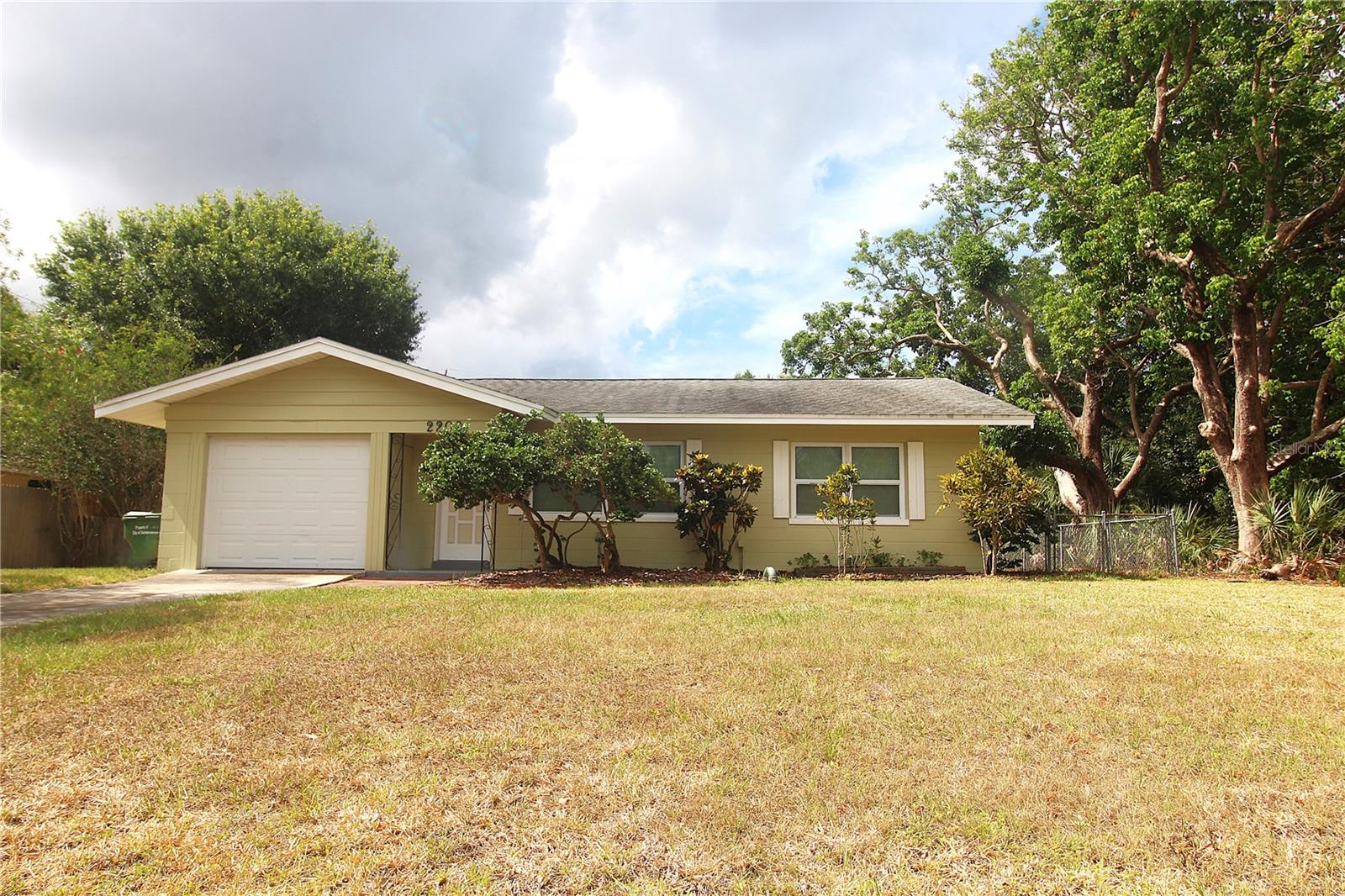 Apply within 24 hours of your conducted showing and once approved you will be credited your application fees towards your first full month's rent! Don't wait, this single-family home will not last long! Built in 1954, this 2-bedroom, 2-bathroom home is full of historic Florida charm with its original Saltillo tiles, custom cedar closets, and cedar walled bonus room perfect for a home office. The fully equipped kitchen includes bright cabinets throughout, ample counter space, and appliances, including a refrigerator, range, and dishwasher. The convenient breakfast bar opens to the dining area and large living room, creating the perfect atmosphere for entertaining your invited friends and family. Neutral paint and tile floors make decorating a breeze! Large windows throughout the home, provide natural light and an opportunity to let in plenty of beautiful Florida sunshine! Both bedrooms are complete with plenty of space for your personal touch, and include roomy closets for all your wardrobe needs. Off the den room space, you will find the Florida room with a second bathroom, that could easily double as a third bedroom or a perfect playroom! You will fall in love with this picturesque, oversized lot featuring and fully fenced backyard lending to both privacy and beauty. Attached one car garage, washer and dryer and built-in shelving for extra storage space. Pets considered, but no dangerous breeds. Start enjoying the very best of Florida living!
This home is perfectly located in close proximity to Arlington Park, Downtown Sarasota, and the world-famous beaches of Siesta Key. Enjoy walking the dog or riding your bike to nearby Arlington Park where you will find a lap pool, 25-yard instructional pool, outdoor and indoor basketball courts, tennis courts, playgrounds, racquetball court, outdoor fitness gym, 1/2-mile trail, and dog park. Only a short drive to all the fine dining, shopping, and entertainment that Downtown Sarasota has . Ryntal Property Management has partnered with Obligo to provide a security deposit alternative to qualified renters! Call today for more information. Submit all applications to Ryntal Property Management ONLY!
Qualifications: We run a complete background check that includes credit, income verification, prior landlord and eviction history. In terms of credit, we look at the entire picture as opposed to just the credit score, but in general, we do require a score over 550.