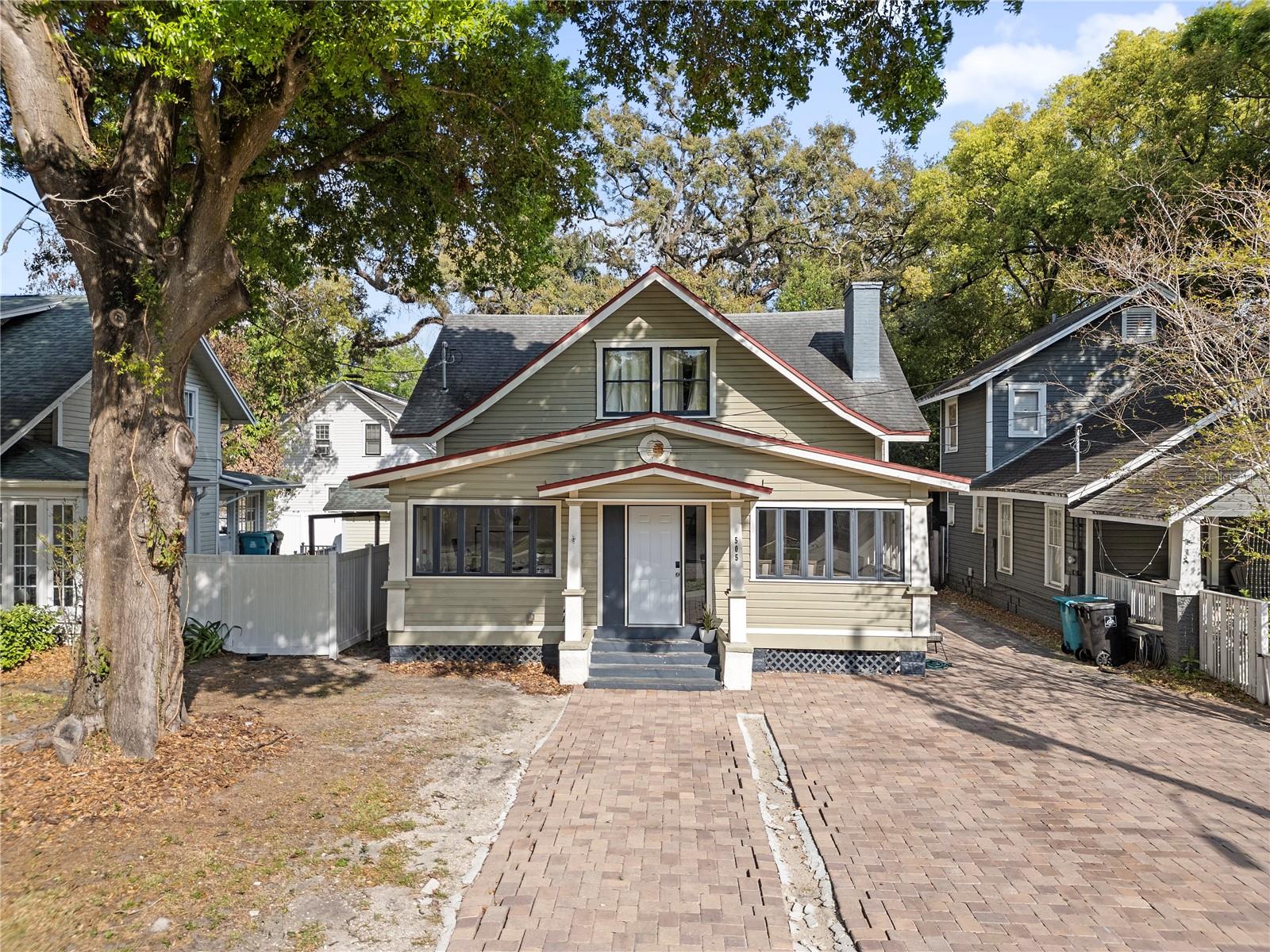 Charming Income-Producing Home Near Lake Eola – 32801. Welcome to this beautifully maintained and versatile property, perfectly located in the heart of Downtown Orlando’s highly sought-after 32801 zip code, just steps from Lake Eola. This dual-unit multi-family residence offers excellent income potential or multi-generational living options, featuring: a spacious 2-bedroom, 1-bathroom unit on the first floor; a cozy 1-bedroom, 1-bathroom unit on the second floor. Whether you're looking to live in one unit and rent the other, or fully lease both for passive income, this property delivers flexibility and financial opportunity. Enjoy the benefits of: No HOA fees: ample street parking: a private 2-car driveway. Situated in one of Orlando’s most walkable and vibrant neighborhoods, you’ll love being close to shops, dining, entertainment, parks, and major transportation routes. Don’t miss your chance to own a piece of prime real estate in Downtown Orlando.
Schedule your private showing today!