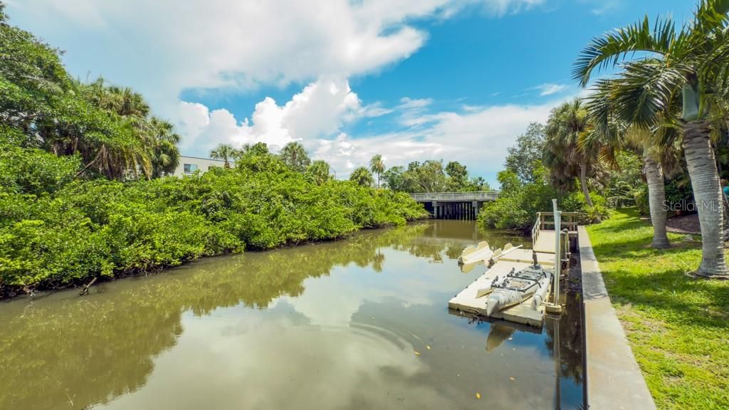Photo of 1650 Pine Tree Lane #103, Sarasota, FL 34236 (MLS # N6139962)