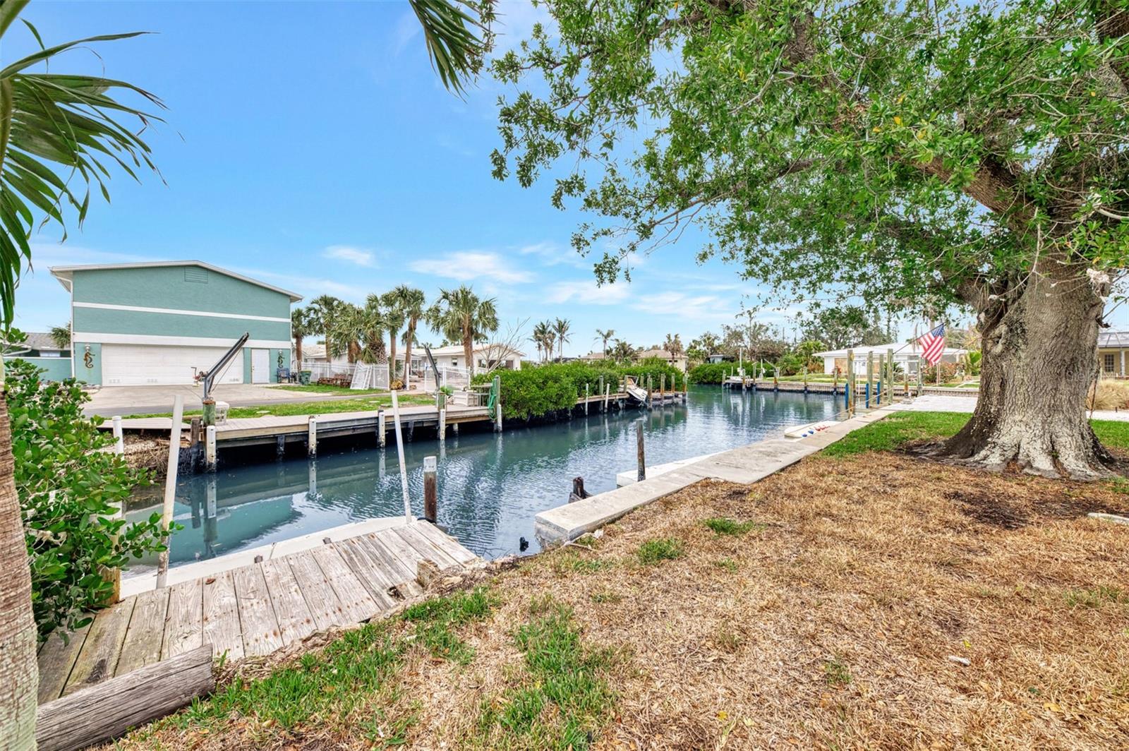 BRUCEWOOD BAYOU - Residential