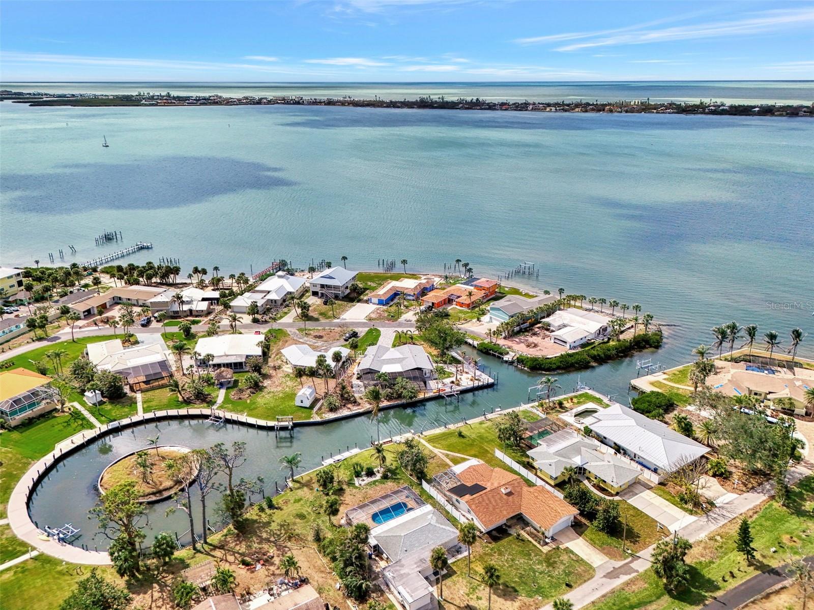 BRUCEWOOD BAYOU - Residential