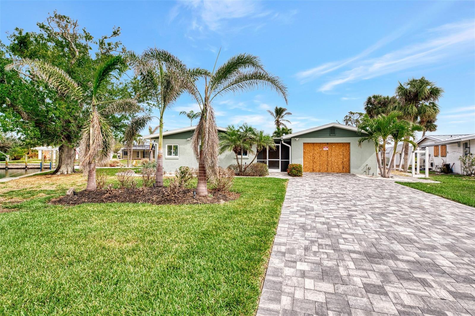 BRUCEWOOD BAYOU - Residential