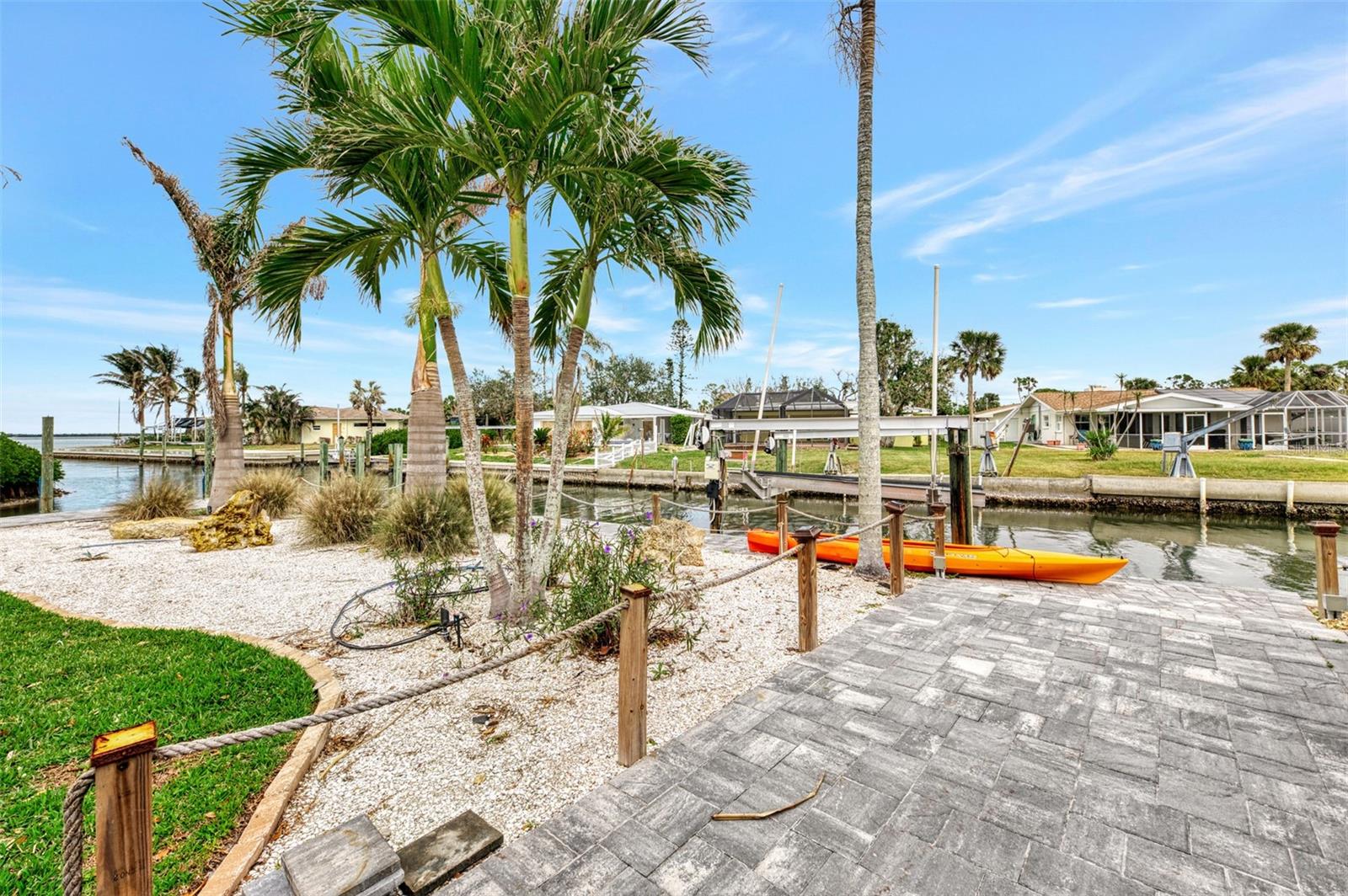 BRUCEWOOD BAYOU - Residential