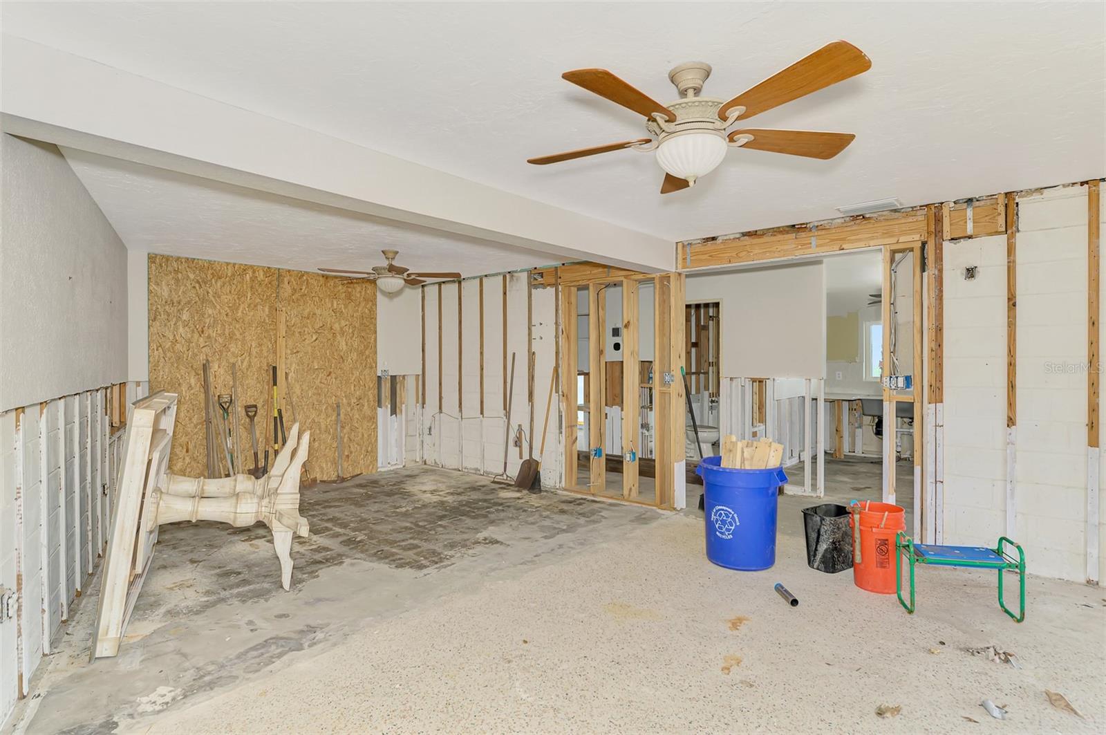 BRUCEWOOD BAYOU - Residential