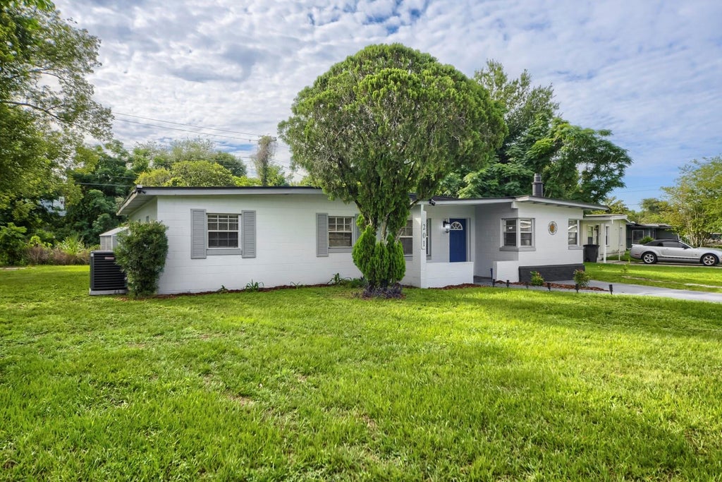 Photo of 201 Hays Drive, Sanford, FL 32771 (MLS # TB8521395)