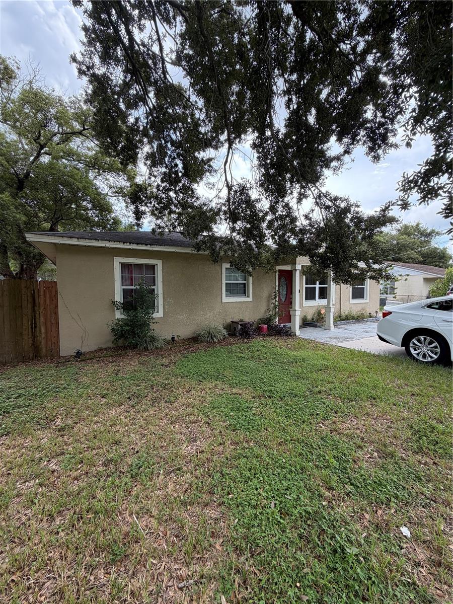 Photo of 10325 N Armenia Avenue, Tampa, FL 33612 (MLS # TB8551534)