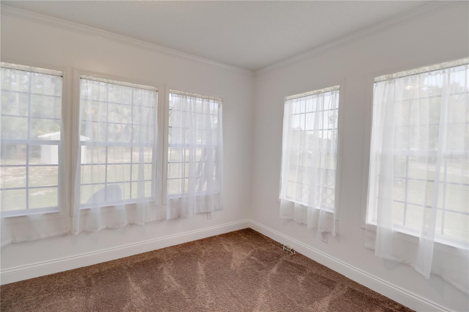 EDWIN M REEVES - Residential Lease