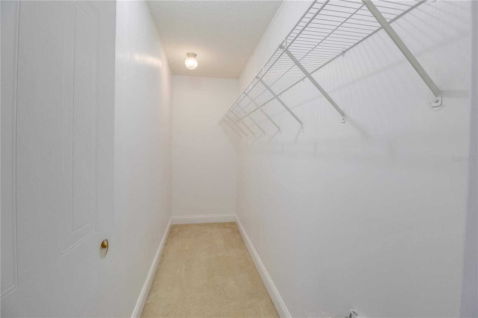 EDWIN M REEVES - Residential Lease