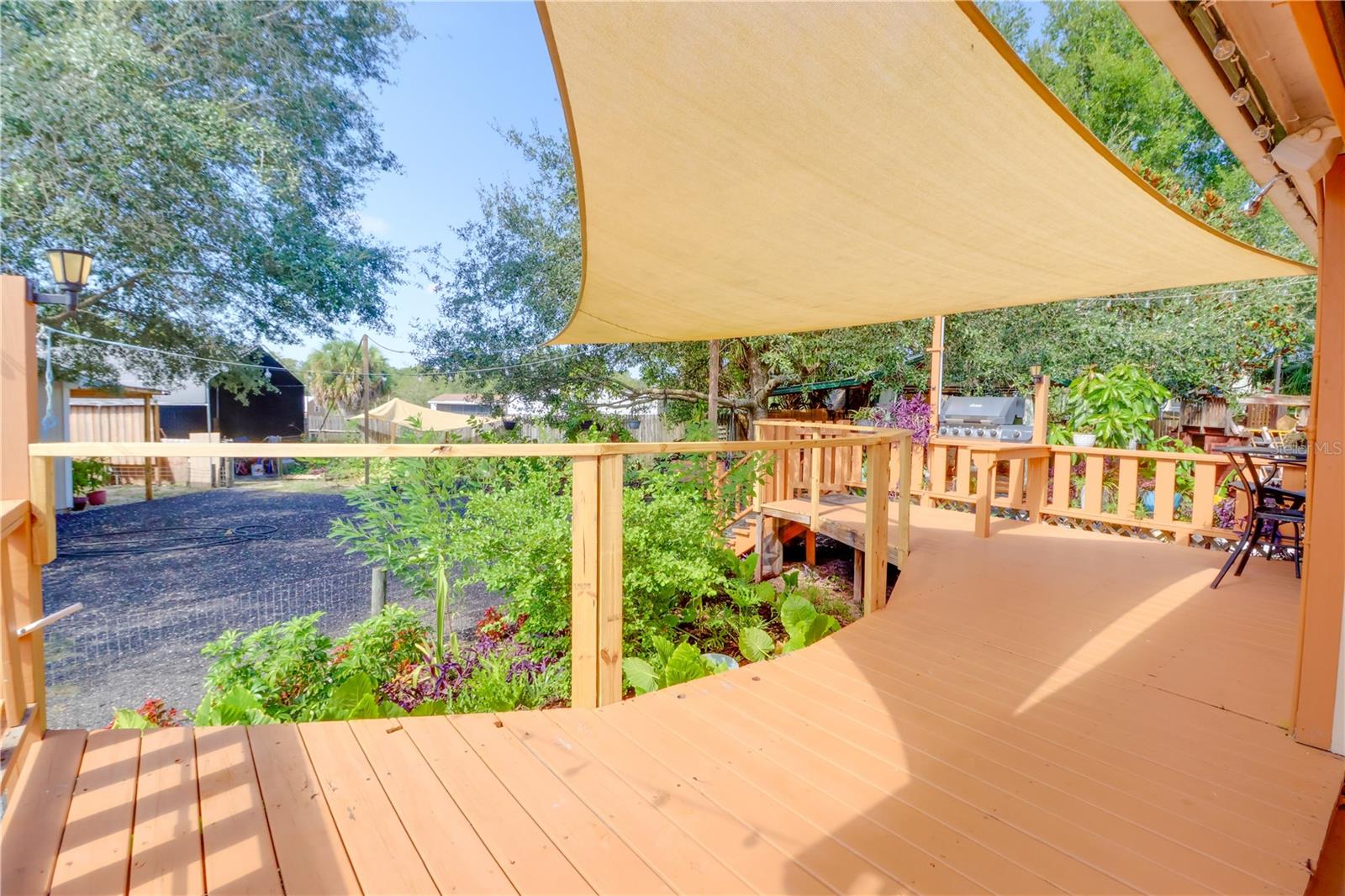 EDWIN M REEVES - Residential Lease