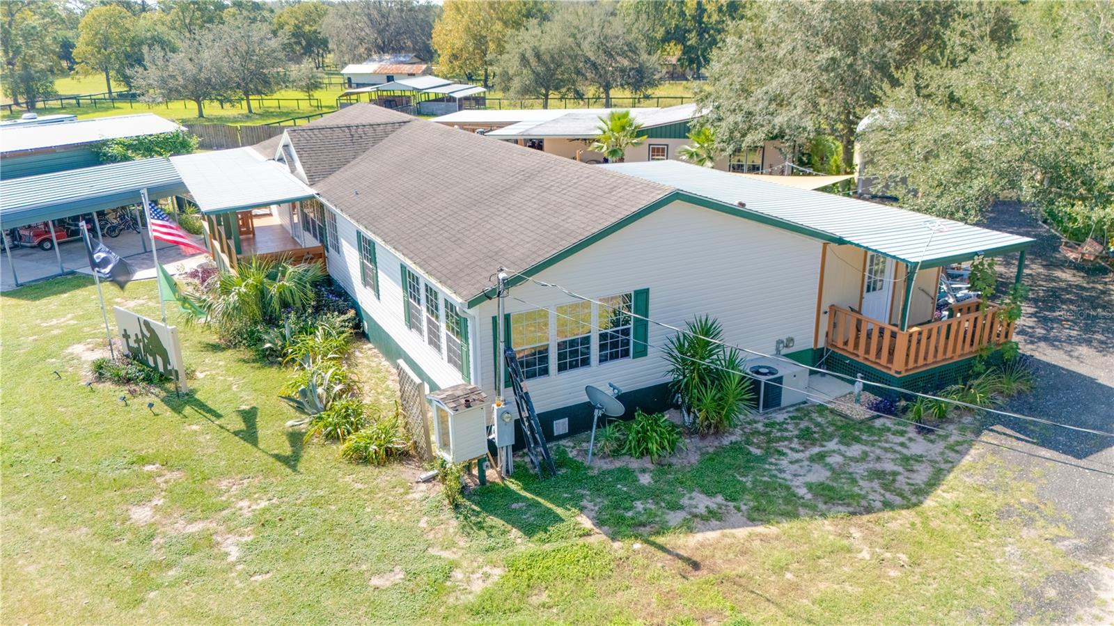 EDWIN M REEVES - Residential Lease