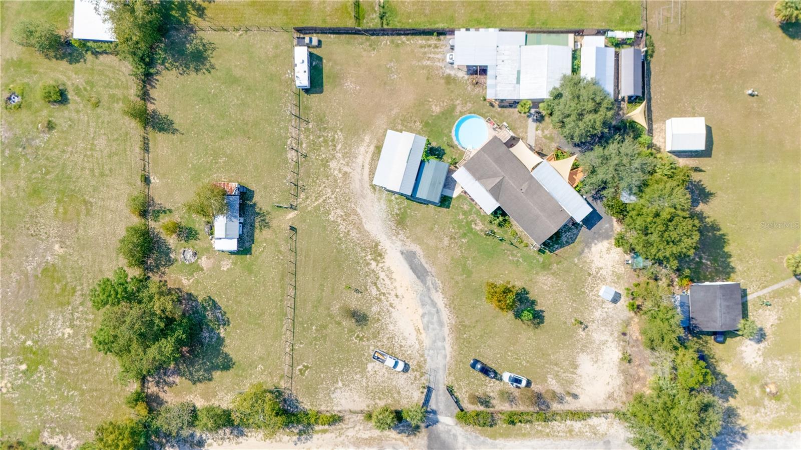 EDWIN M REEVES - Residential Lease