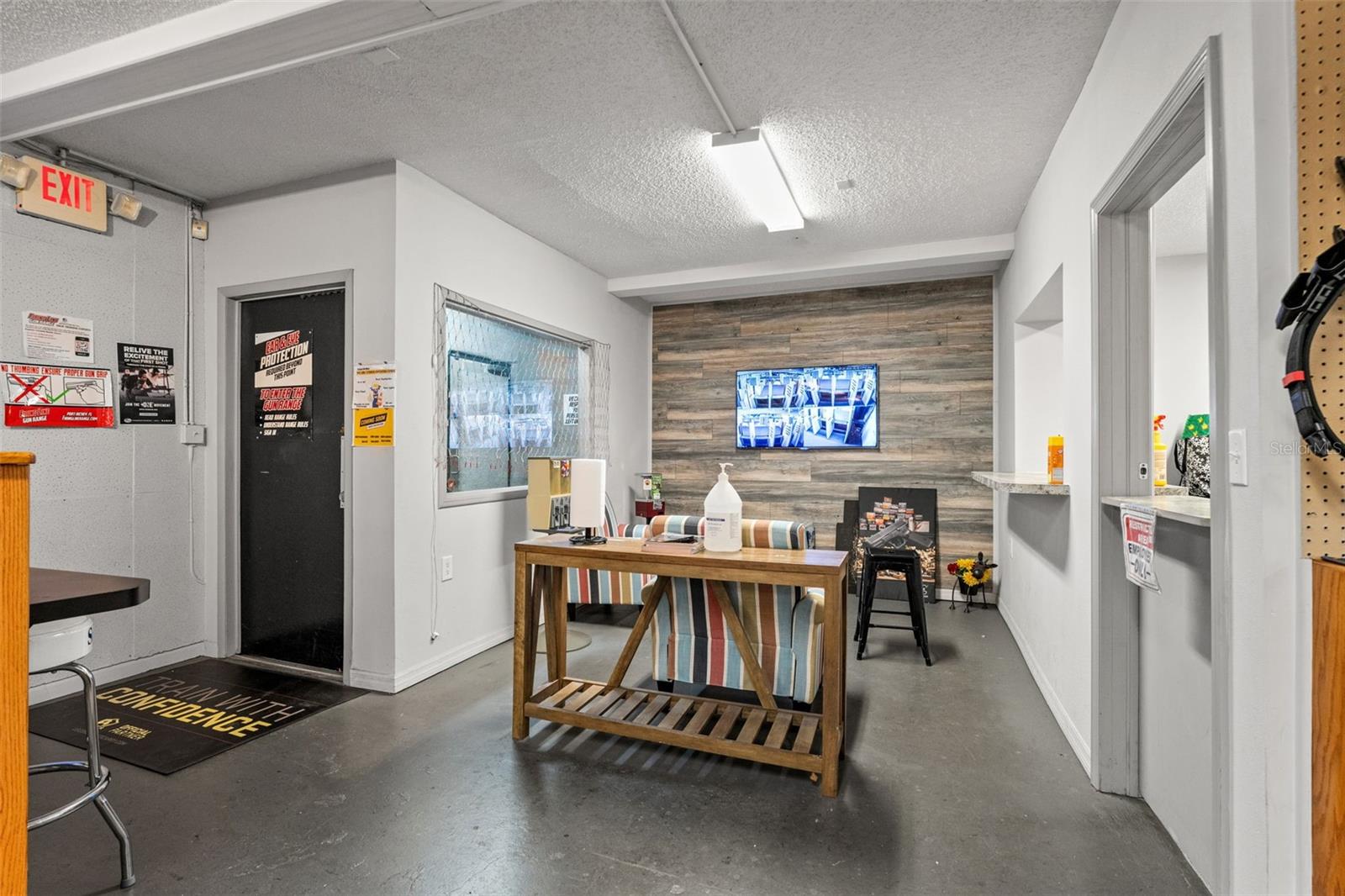 PORT RICHEY ACRES - Commercial Sale