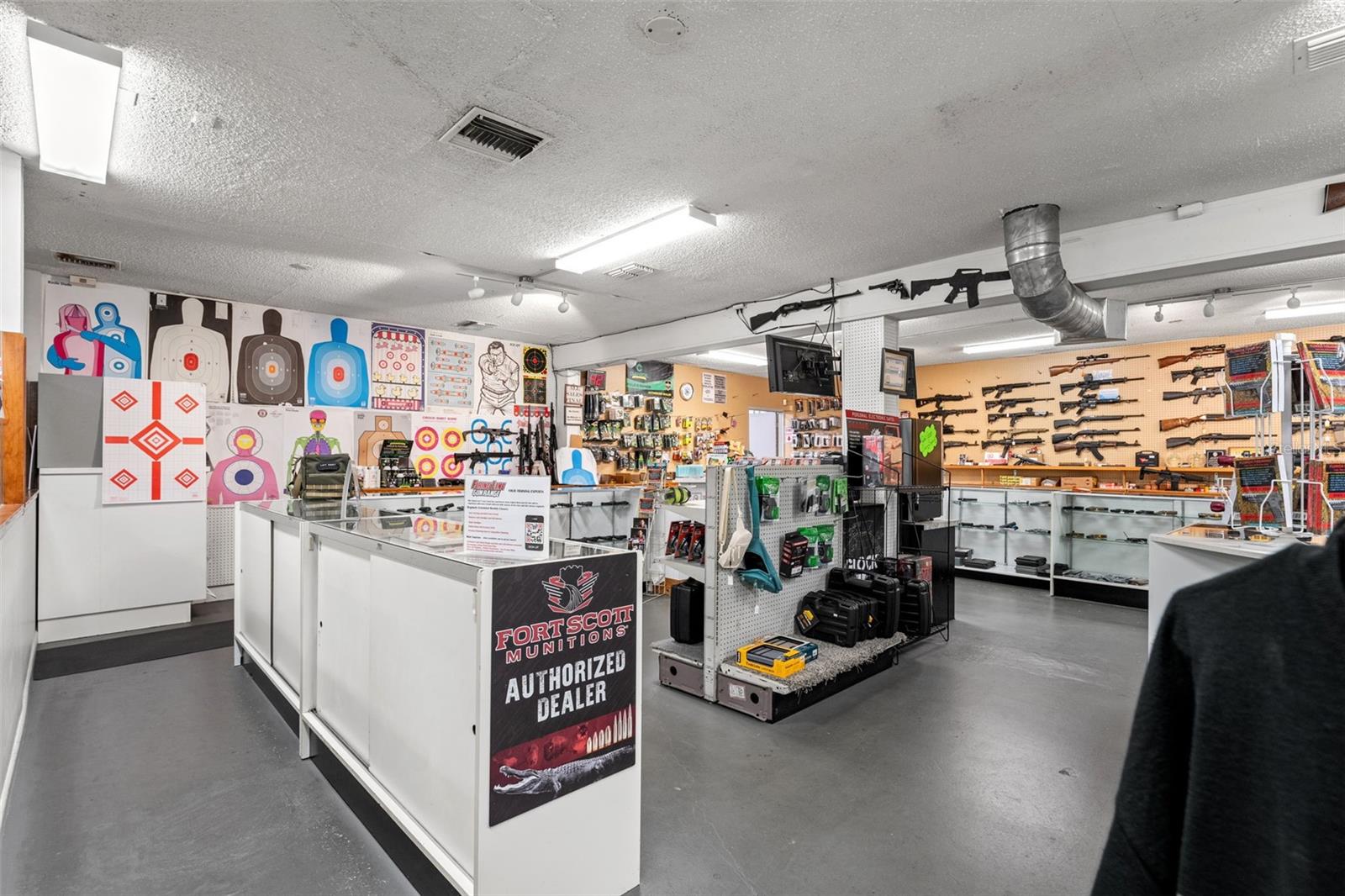 PORT RICHEY ACRES - Commercial Sale