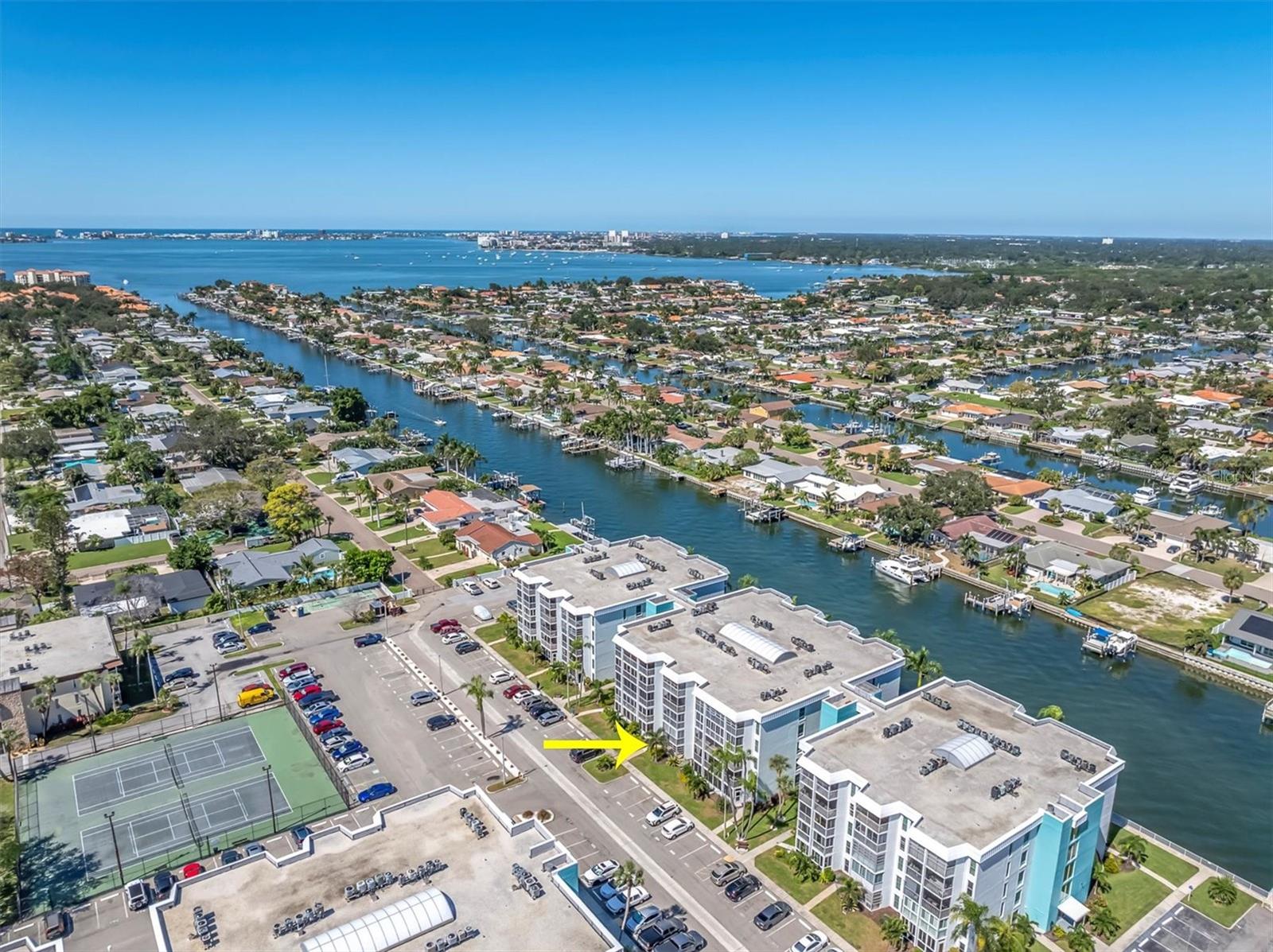 MOORINGS OF MAXIMO CONDO - Residential Lease