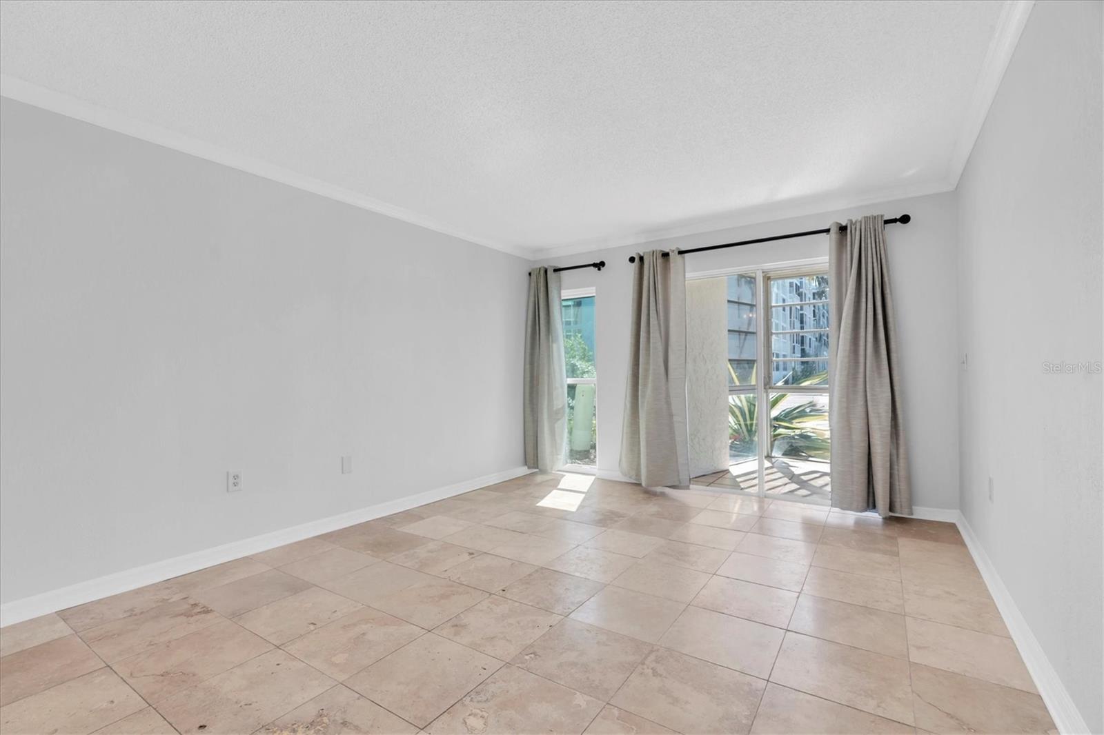 MOORINGS OF MAXIMO CONDO - Residential Lease