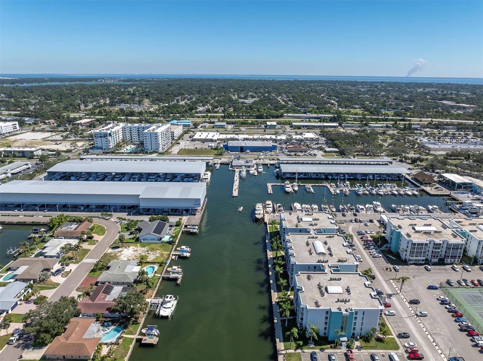 MOORINGS OF MAXIMO CONDO - Residential Lease