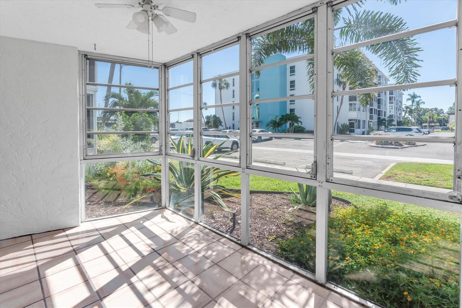 MOORINGS OF MAXIMO CONDO - Residential Lease