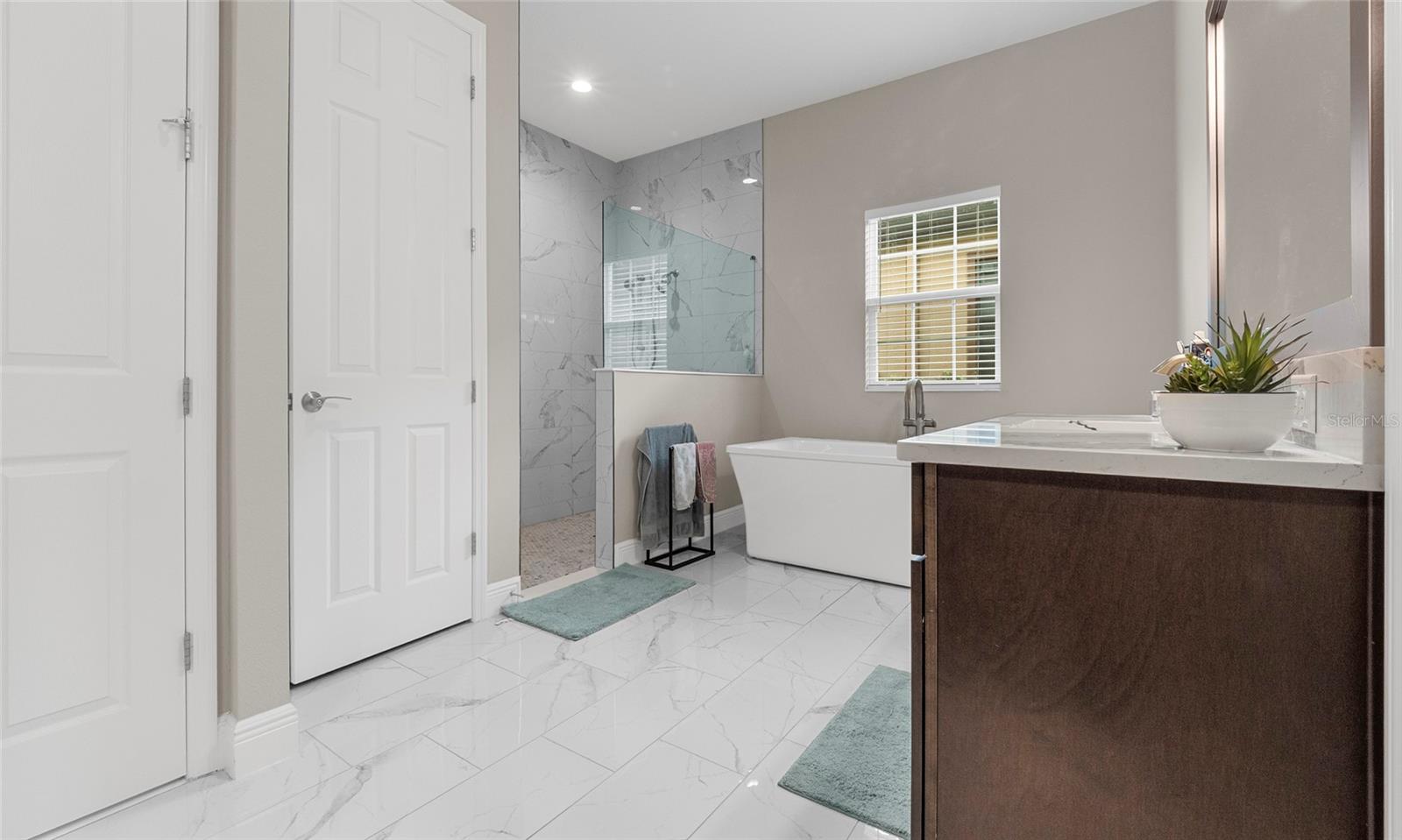 SANCTUARY/JOHN MOORE ROAD - Residential