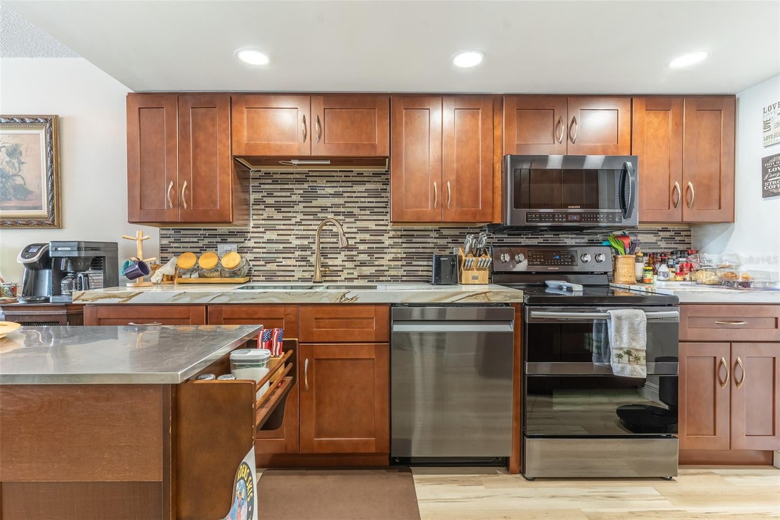 700 MIRROR TERRACE NW 511