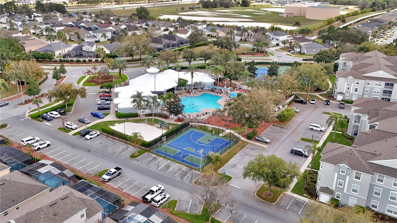 WINDSOR PALMS - Residential