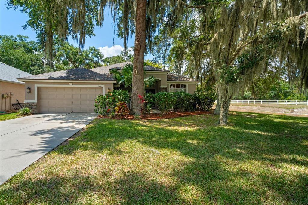 Photo of 30418 Iverson Drive, Wesley Chapel, FL 33543 (MLS # T3531766)