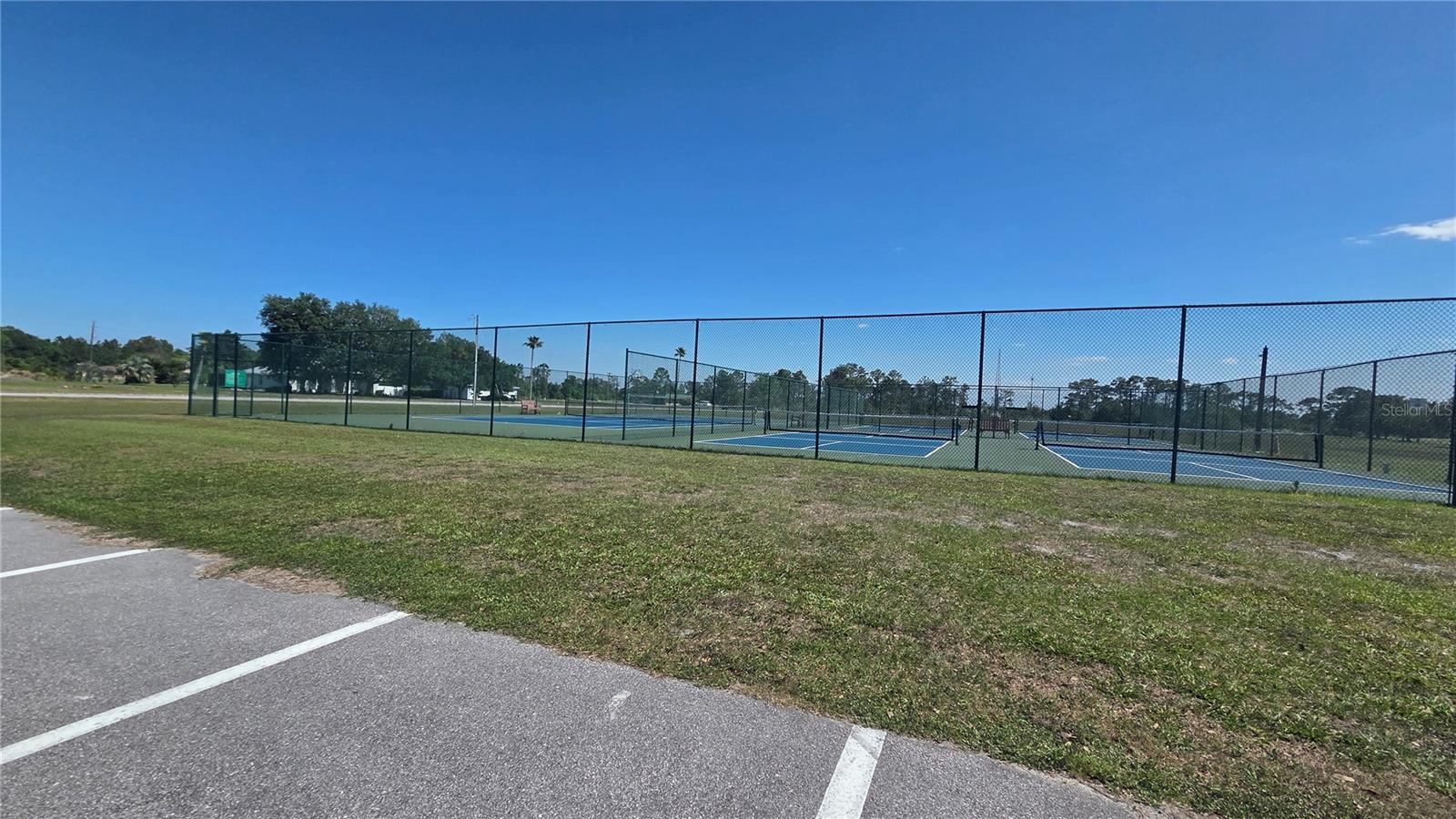 INDIAN LAKE ESTATES - Land