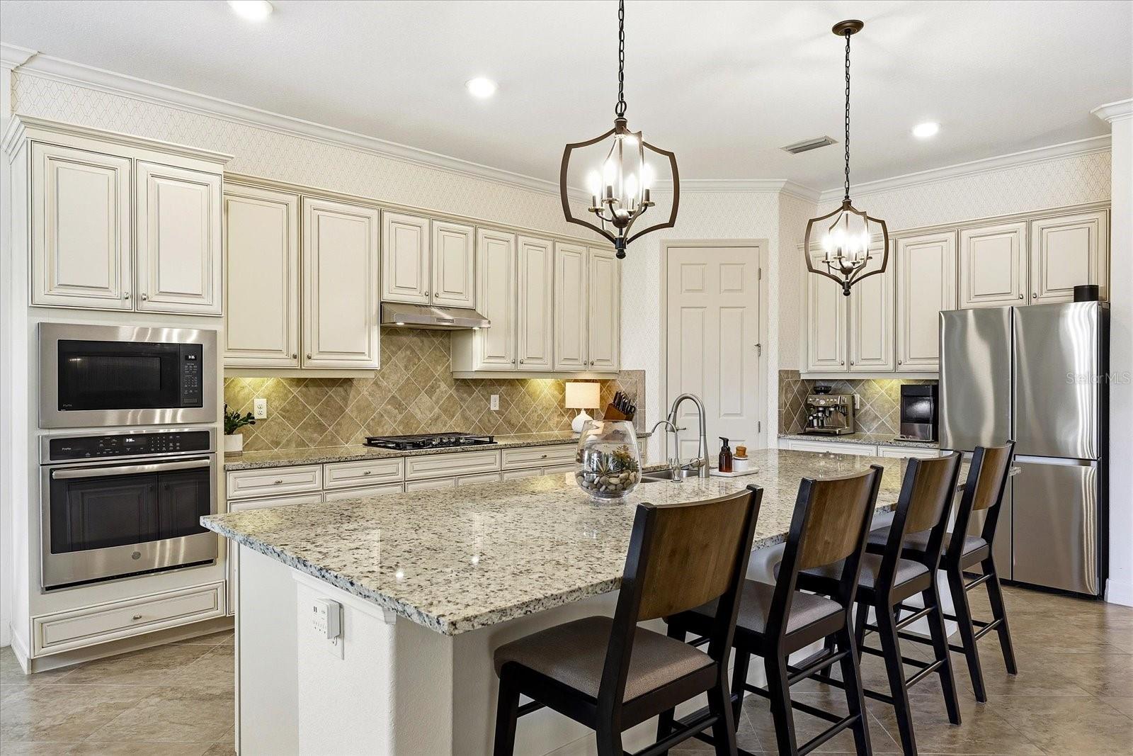 ARBOR GRANDE - Residential