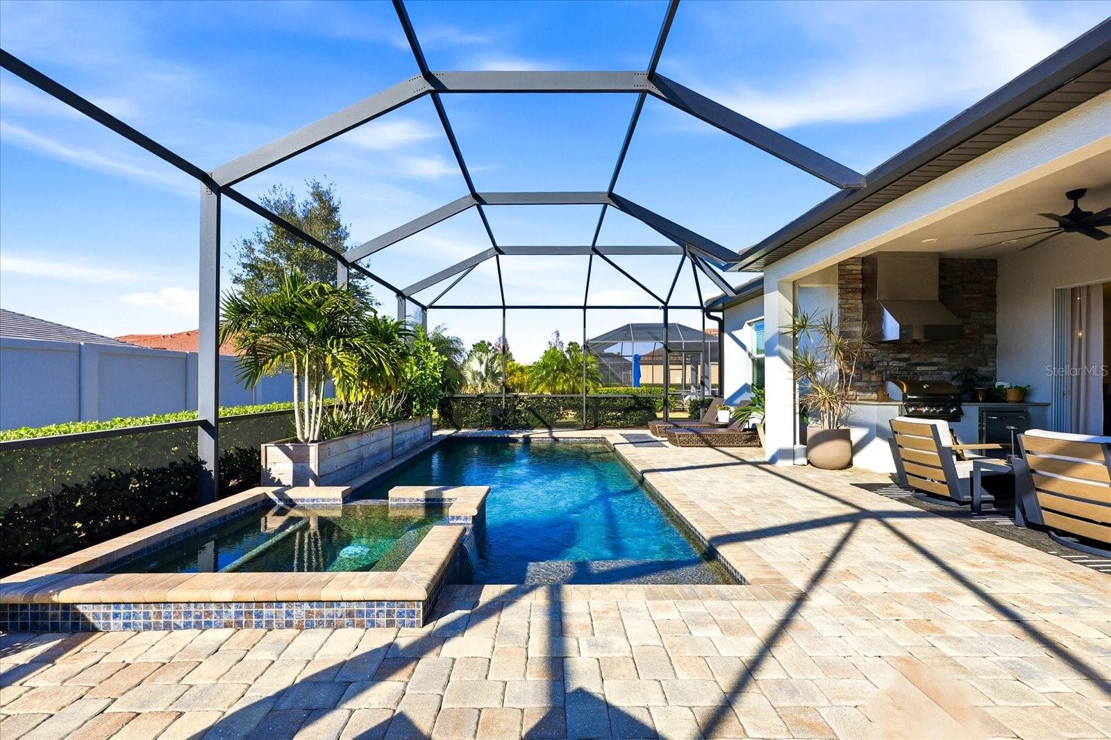 ARBOR GRANDE - Residential